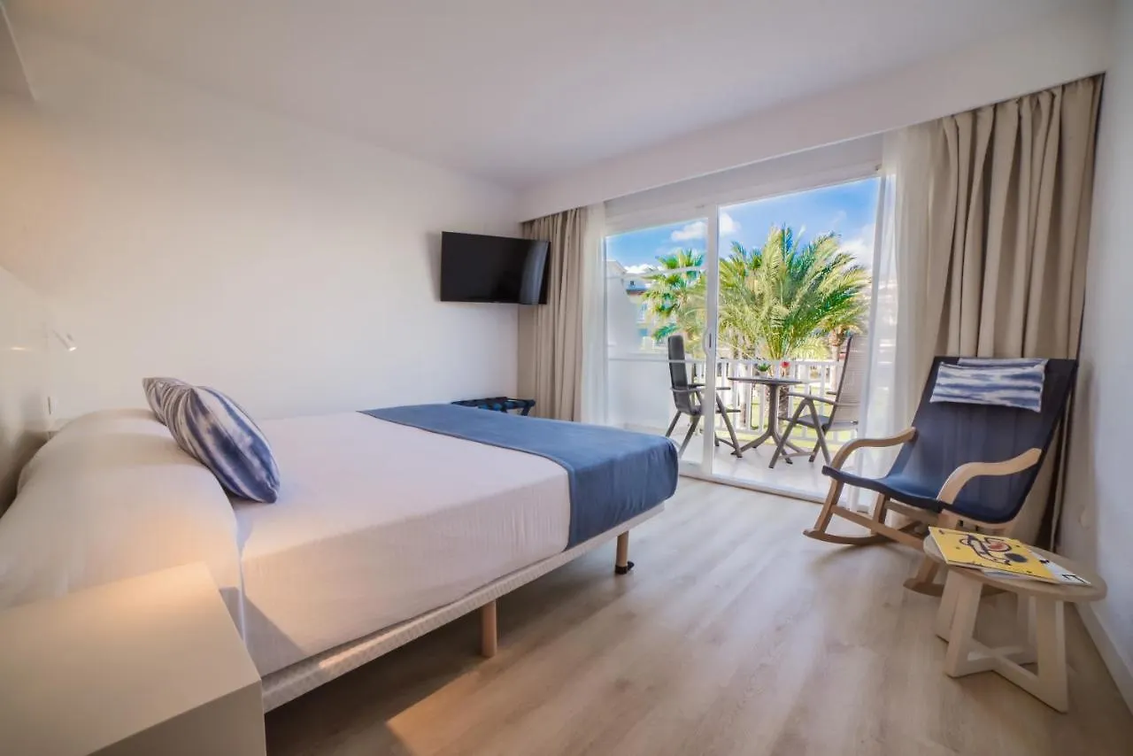 Blau Punta Reina Hotel Cala Mandia  Spain